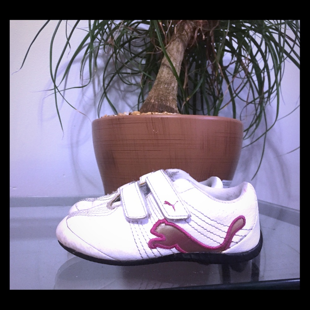 Girls puma size 7 shoes